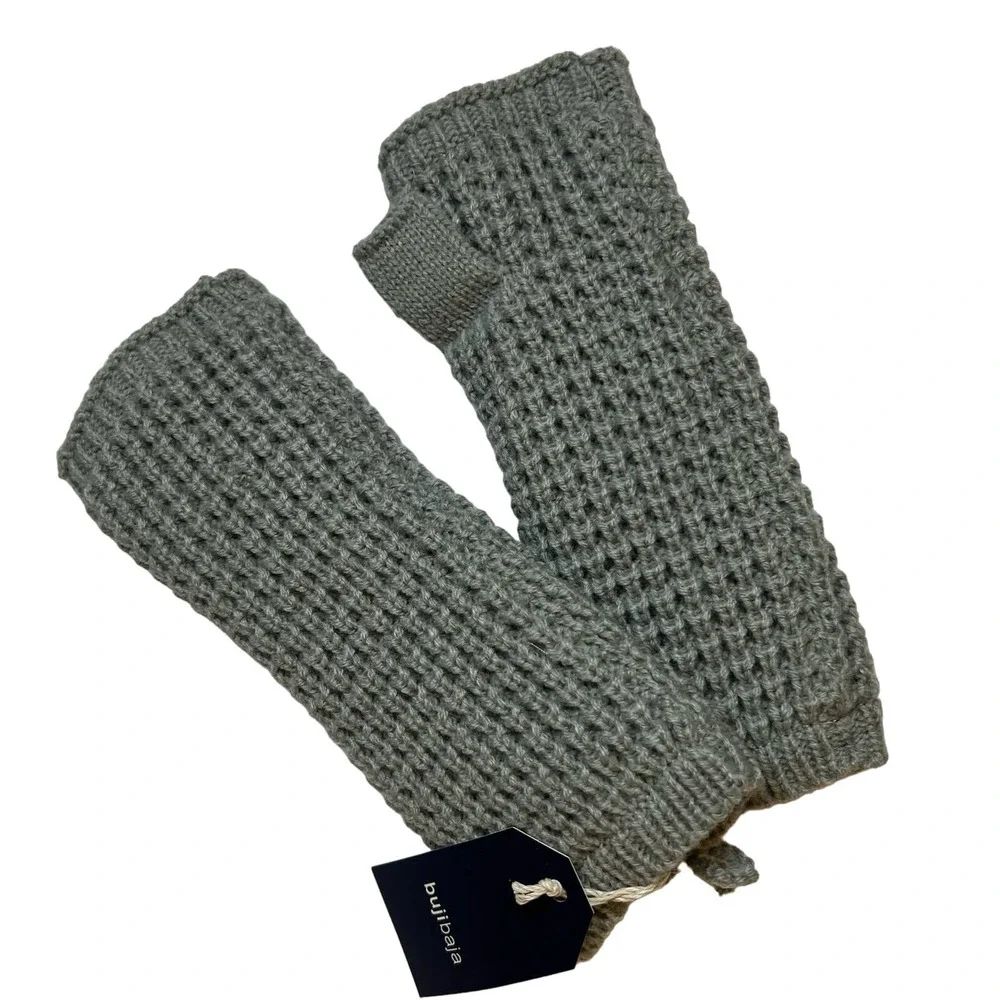 Buji Baja by Hat Attack Waffle Knit Plush Arm Warmer Grey‎ New